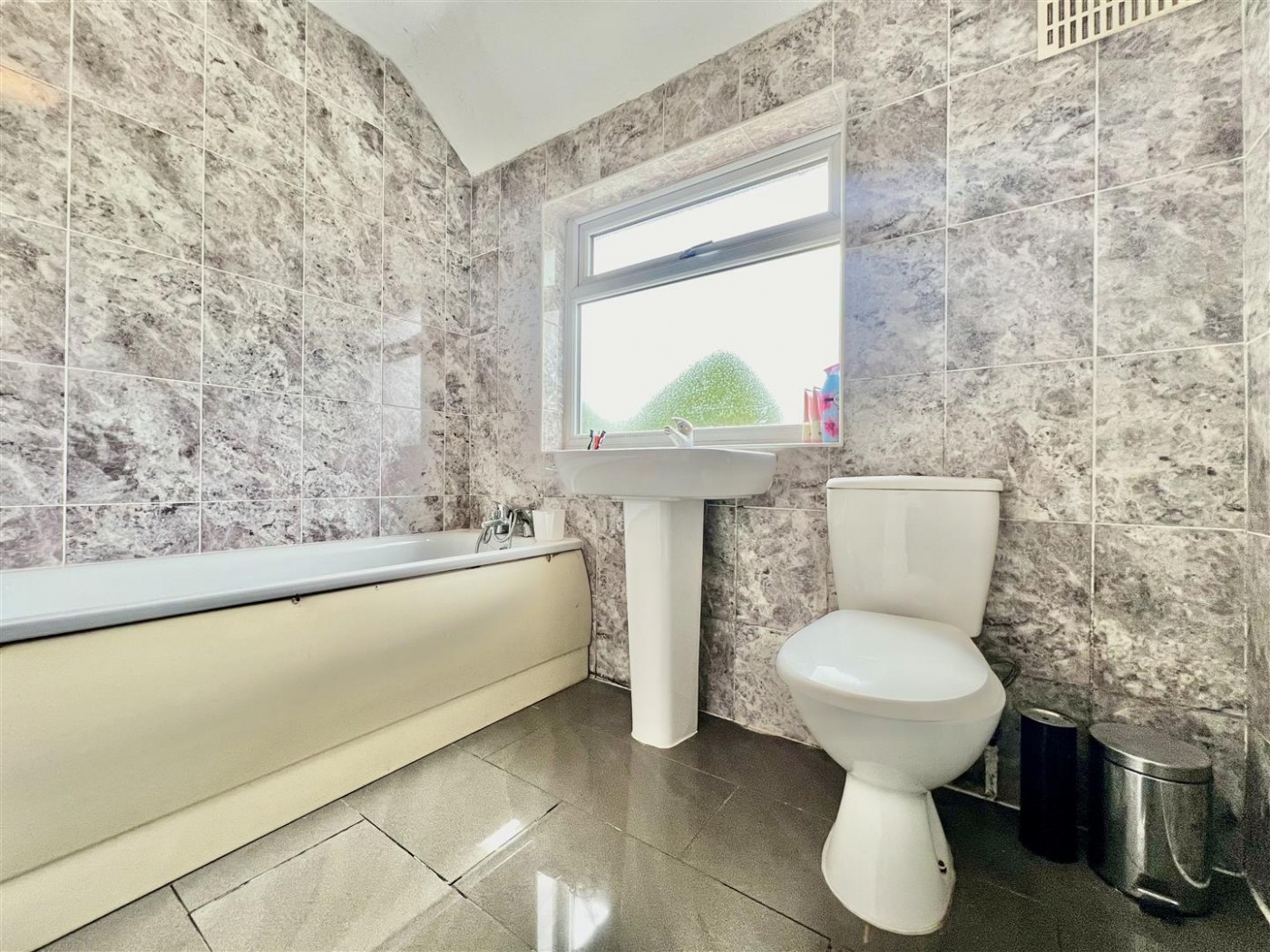 Images for Mornington Crescent, Cranford, TW5