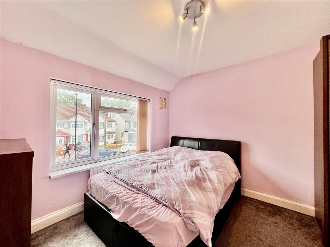 Images for Mornington Crescent, Cranford, TW5