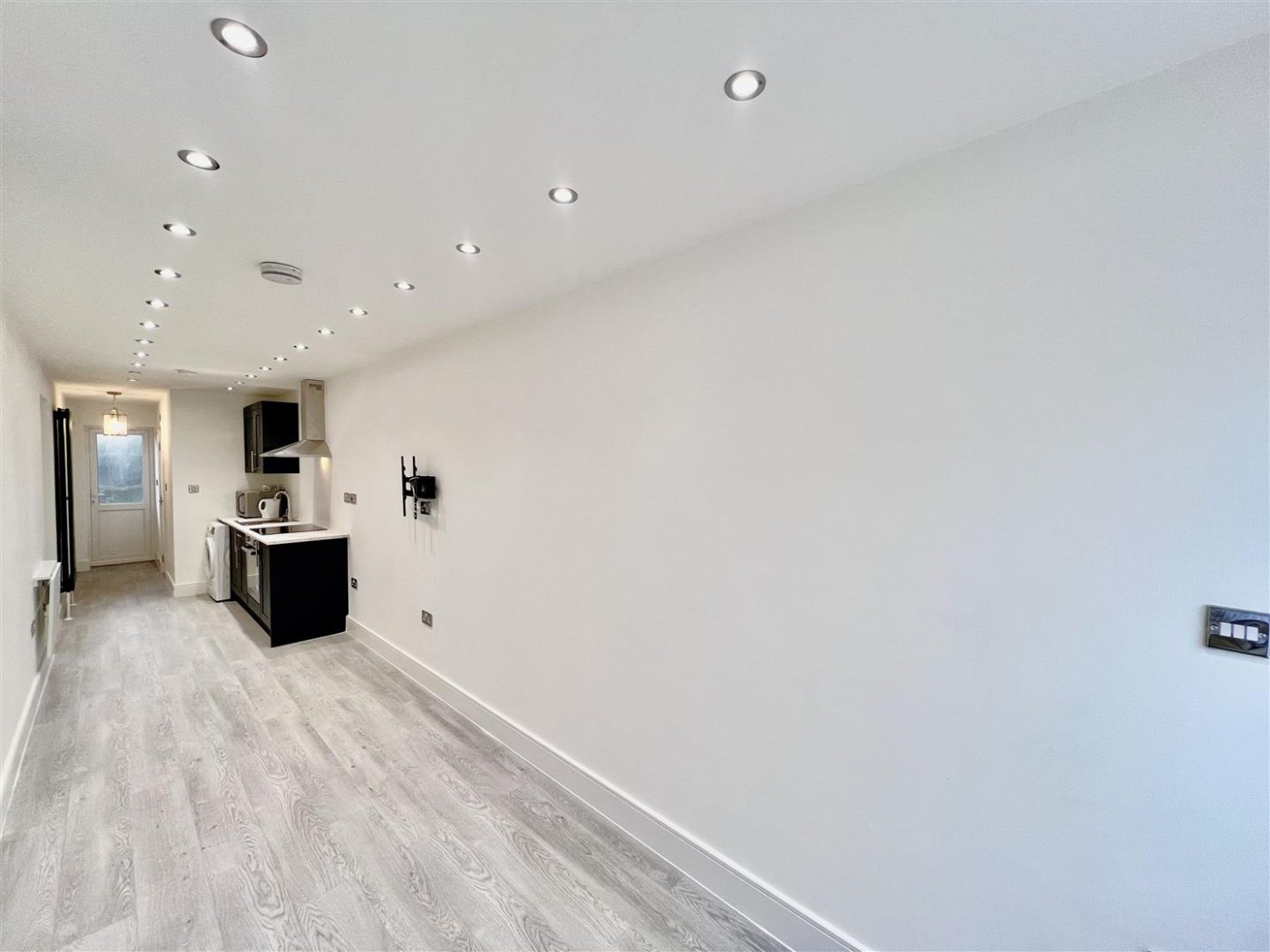 Images for Thornbury Avenue, Isleworth, TW7