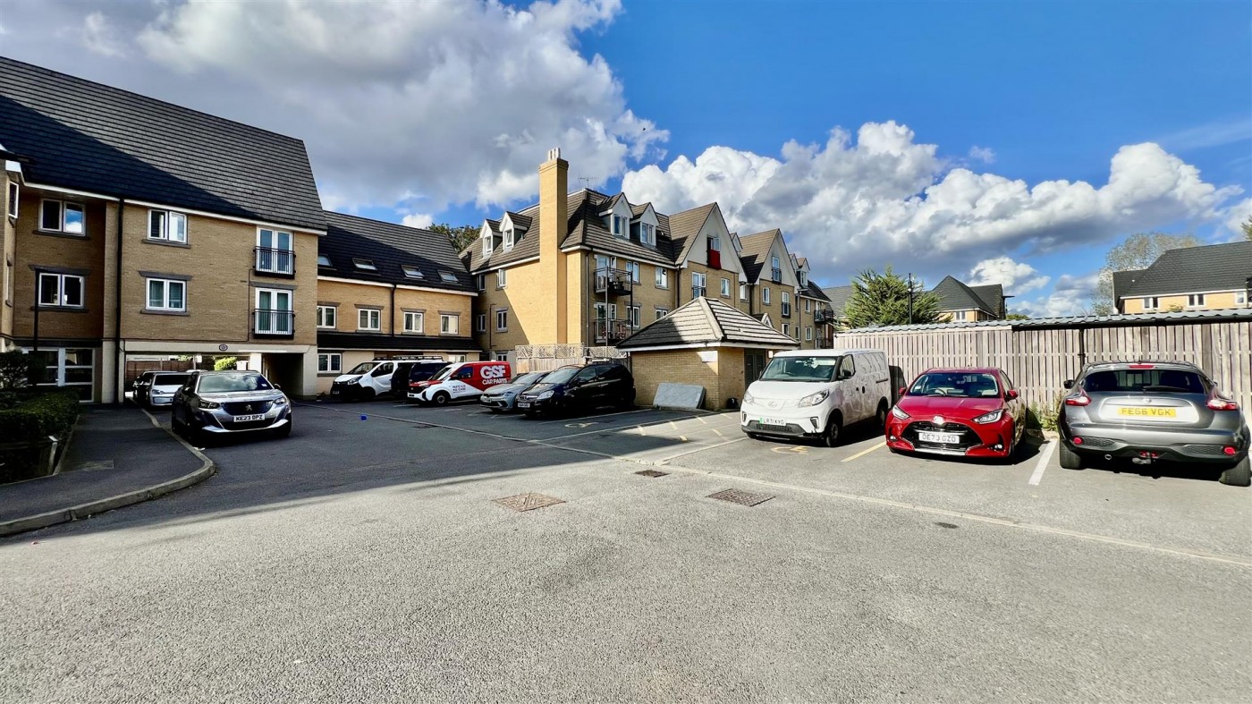Images for Fusiliers Way, Hounslow, TW4