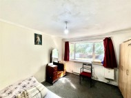 Images for The Avenue, Cranford, TW5