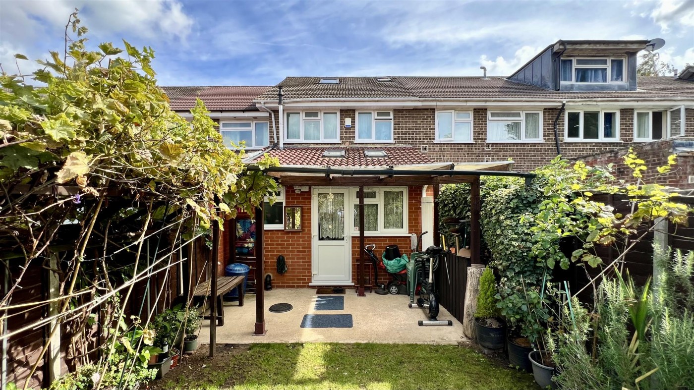 Images for Clark Way, Heston, TW5