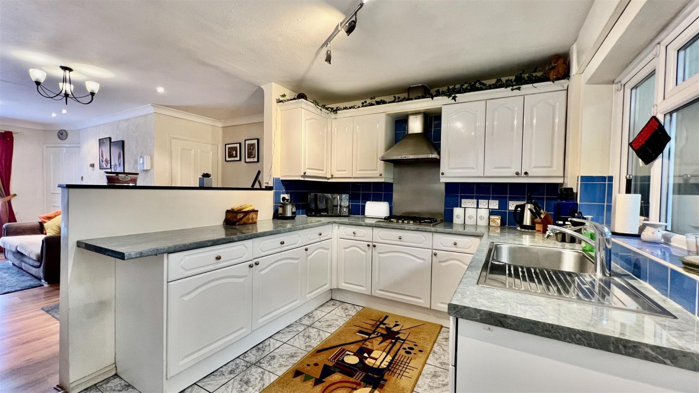 Images for Clark Way, Heston, TW5