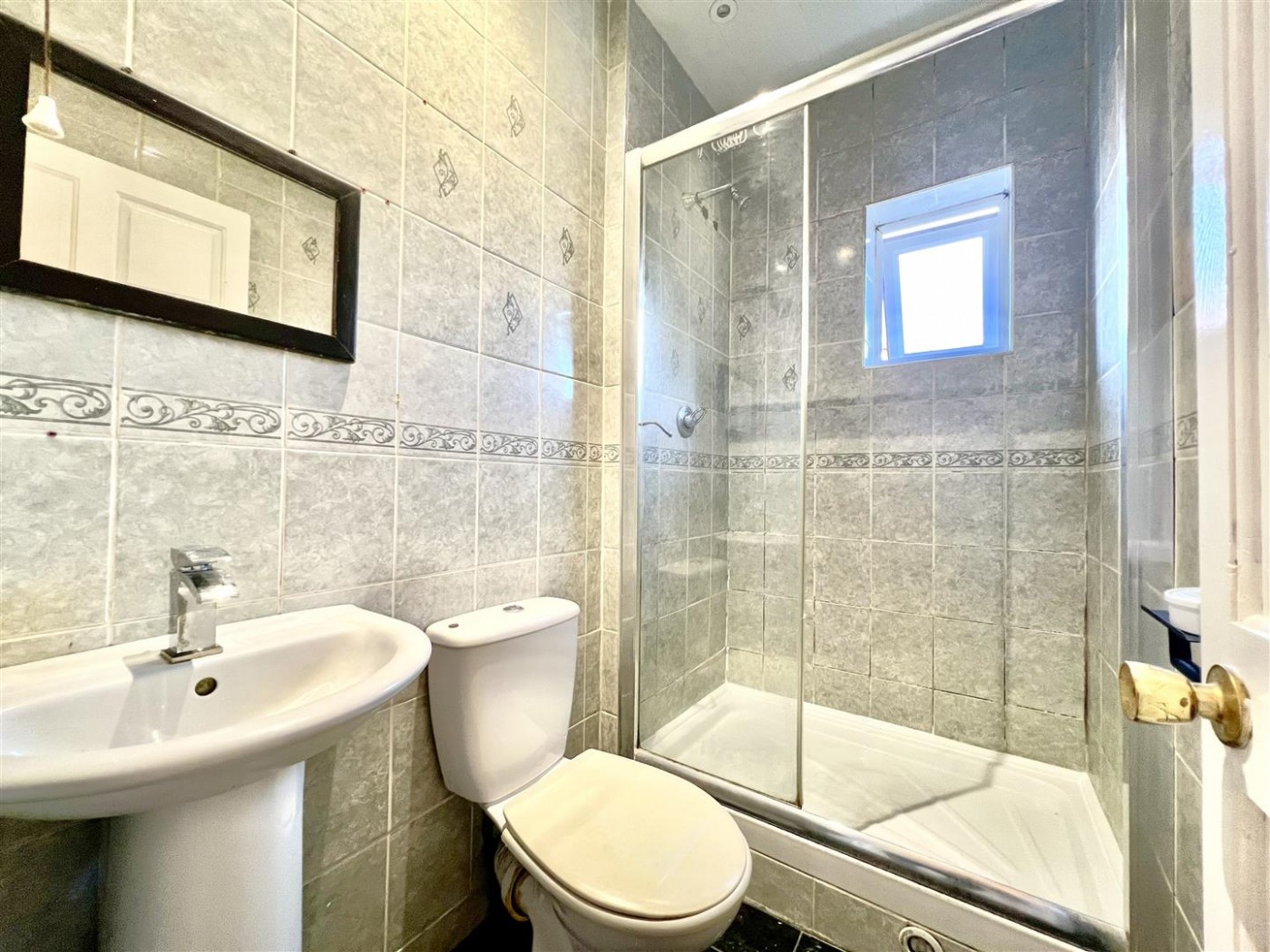 Images for Bath Road, Hounslow, TW3