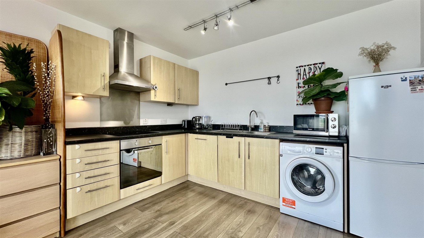 Images for Canalside Gardens, Southall, UB2