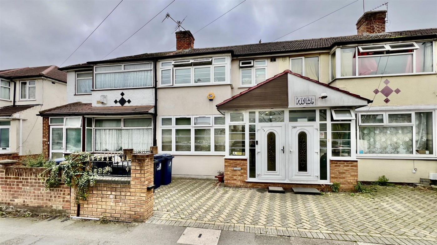 Images for Scotts Road, Southall, UB2