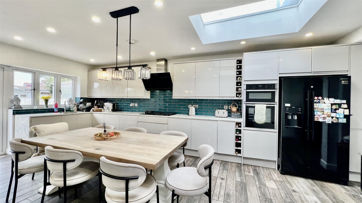 Images for Scotts Road, Southall, UB2