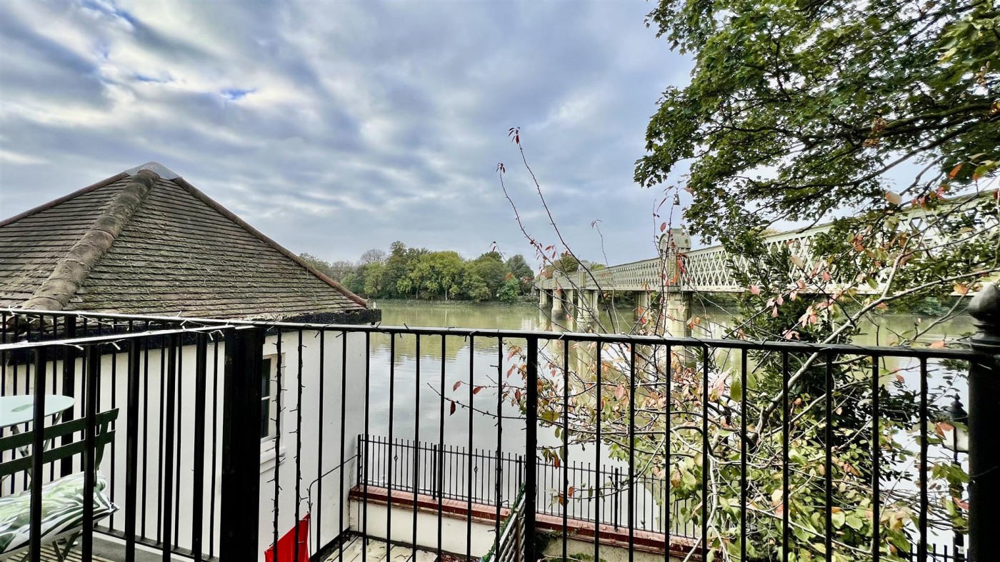 Images for Loretta Wharf, Strand On The Green, W4