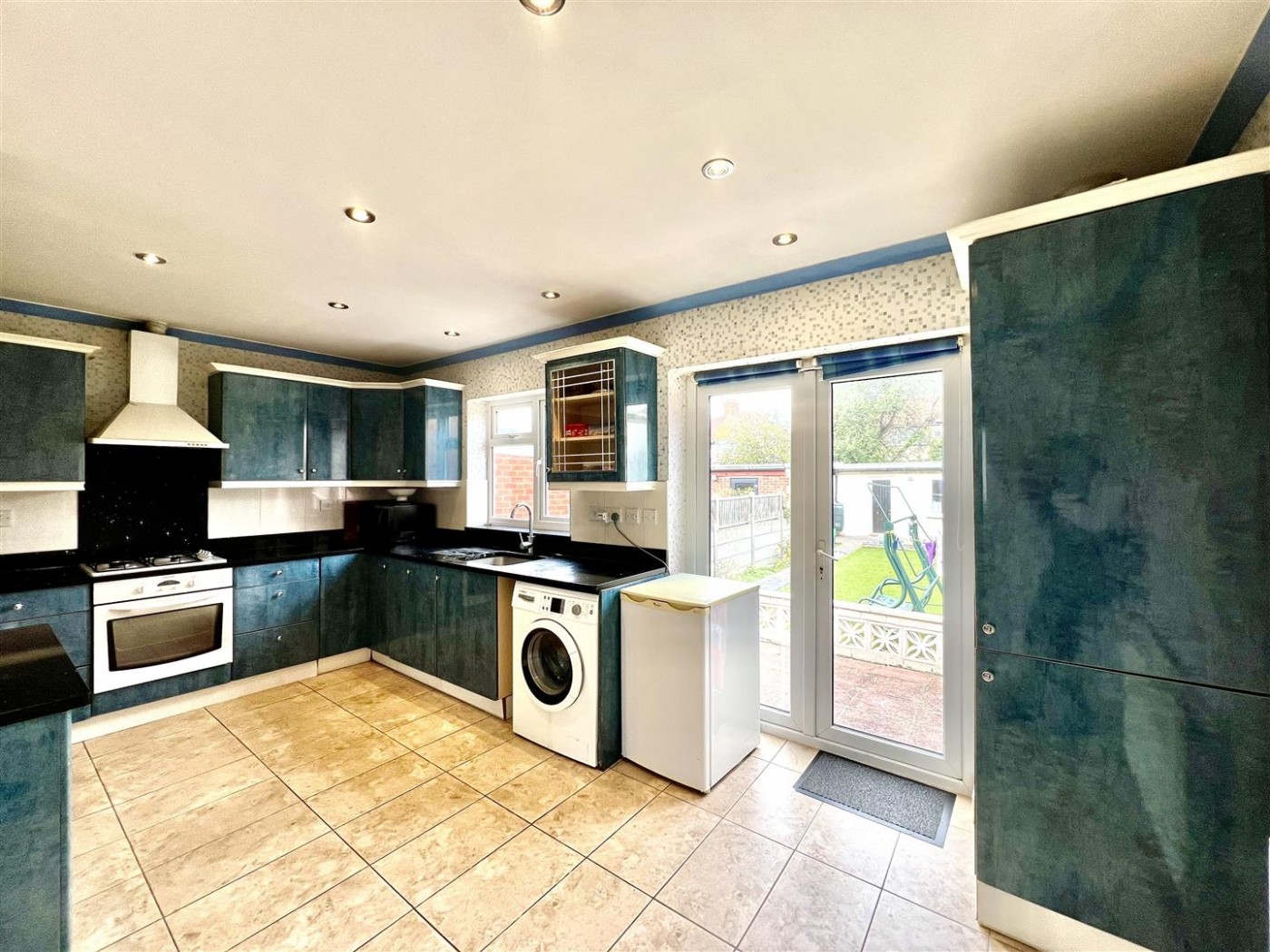 Images for Sunnycroft Road, Southall, UB1