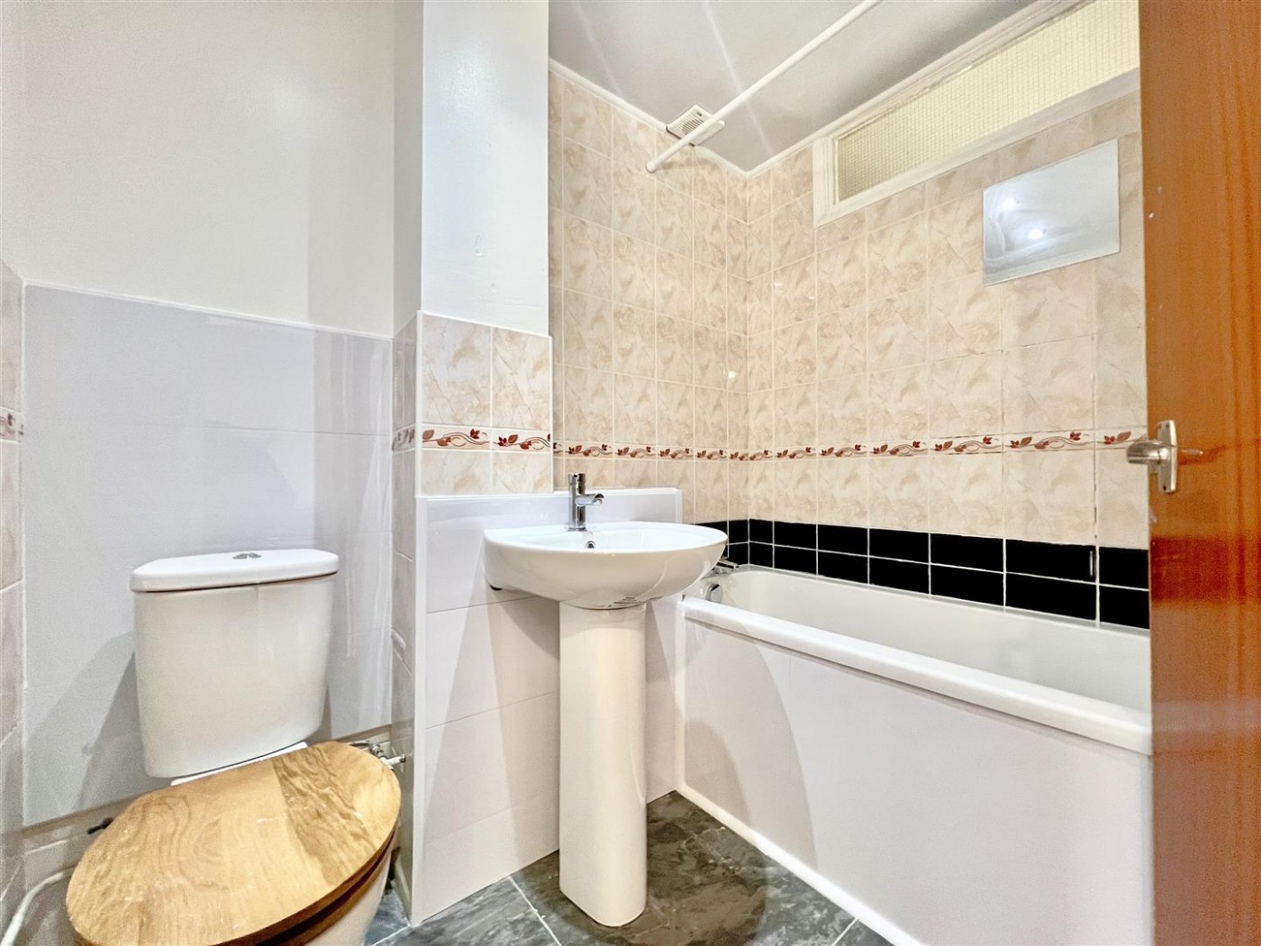 Images for Old Park Mews, Heston, TW5