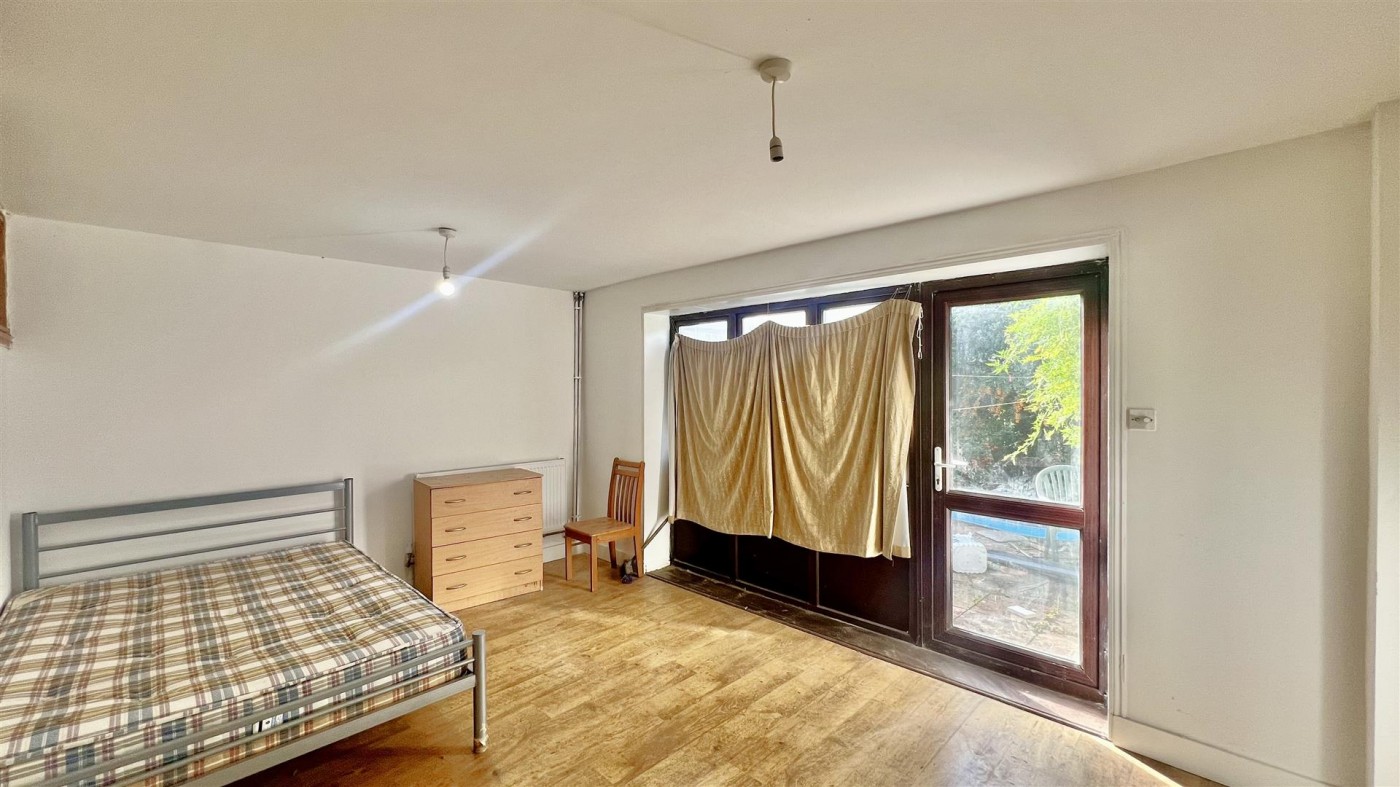 Images for Midsummer Avenue, Hounslow, TW4