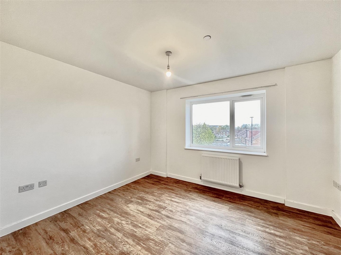 Images for Streamside House, 156 Hatton Road Feltham, TW14