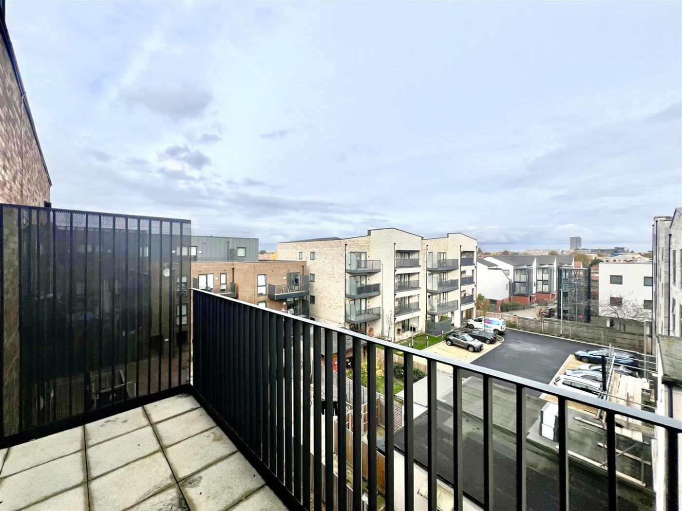 Images for 371 Staines Road, Hounslow, TW3