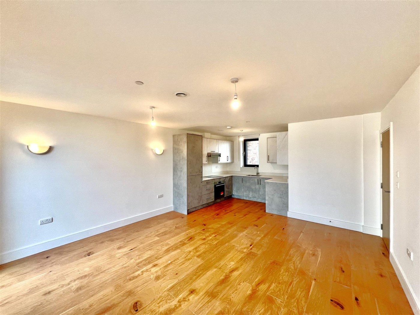 Images for Meadow House, Staines Road, Hounslow, TW4