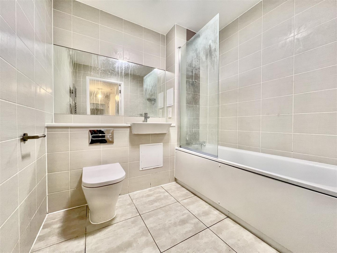 Images for 35 Lampton Road, Hounslow, TW3