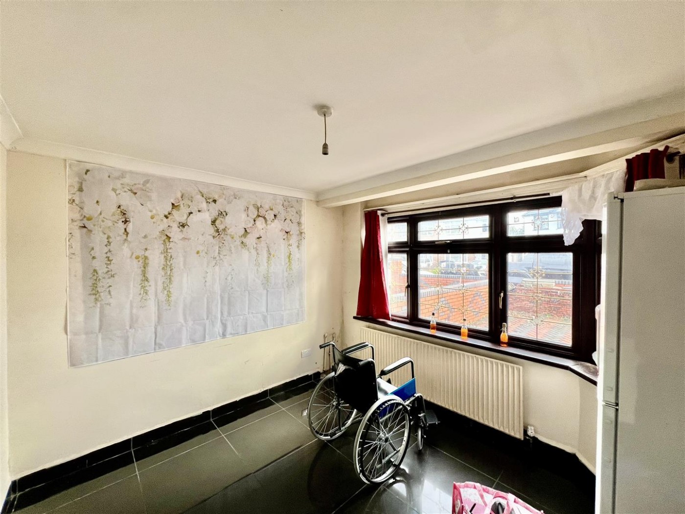 Images for Langley Crescent, Harlington, UB3