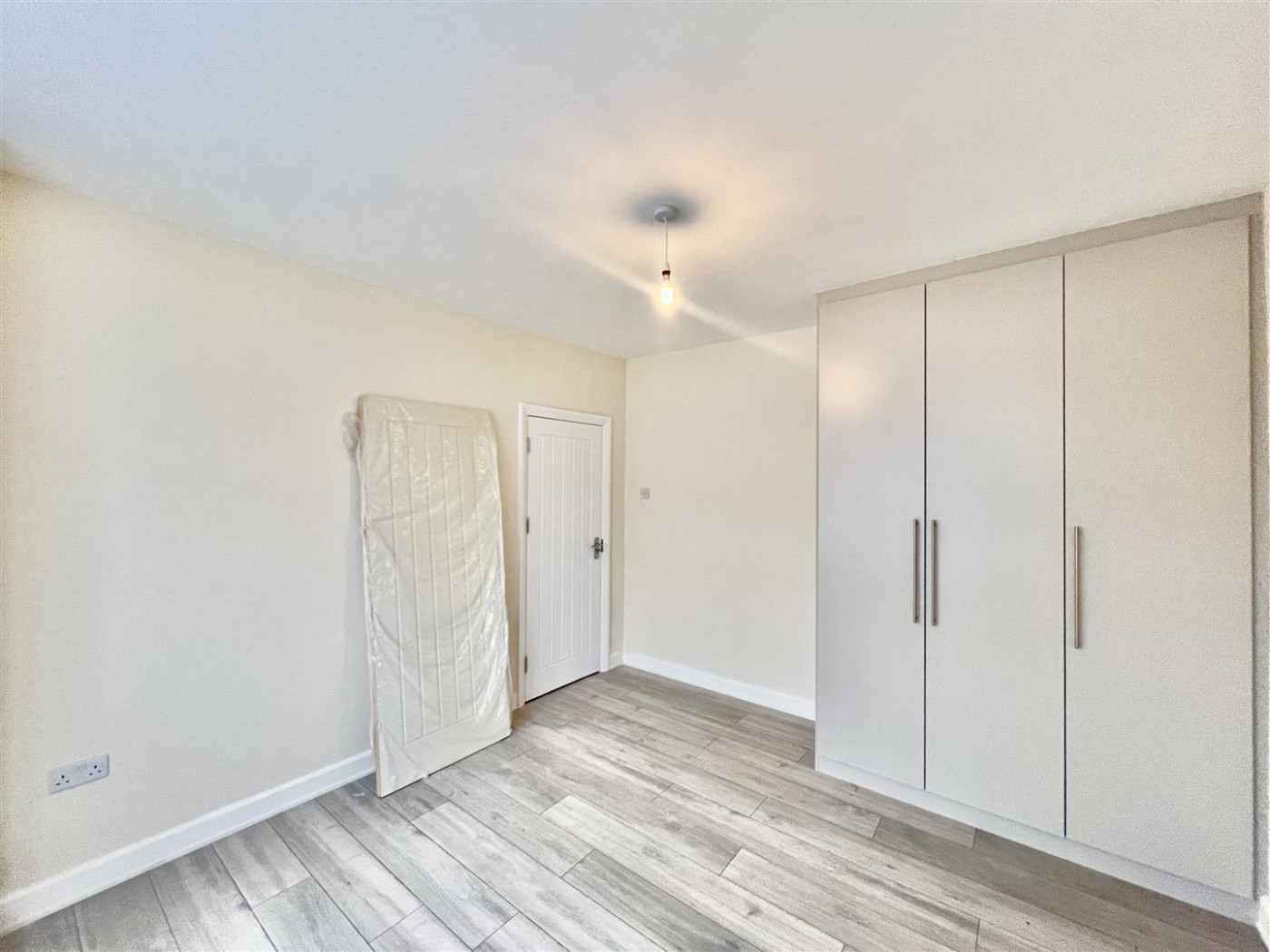 Images for Basildene Road, Hounslow, TW4