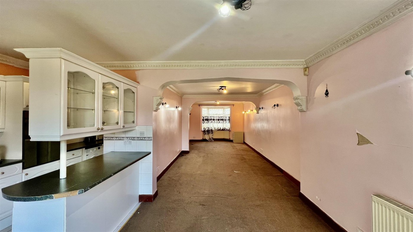 Images for Vicarage Farm Road, Heston, TW5