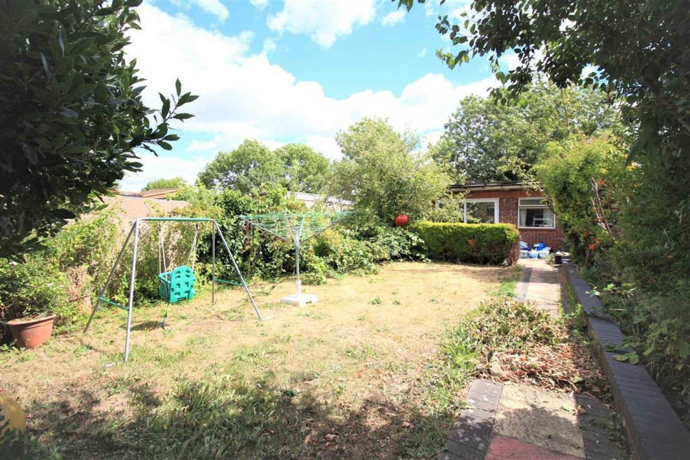 Images for Vicarage Farm Road, Heston, TW5