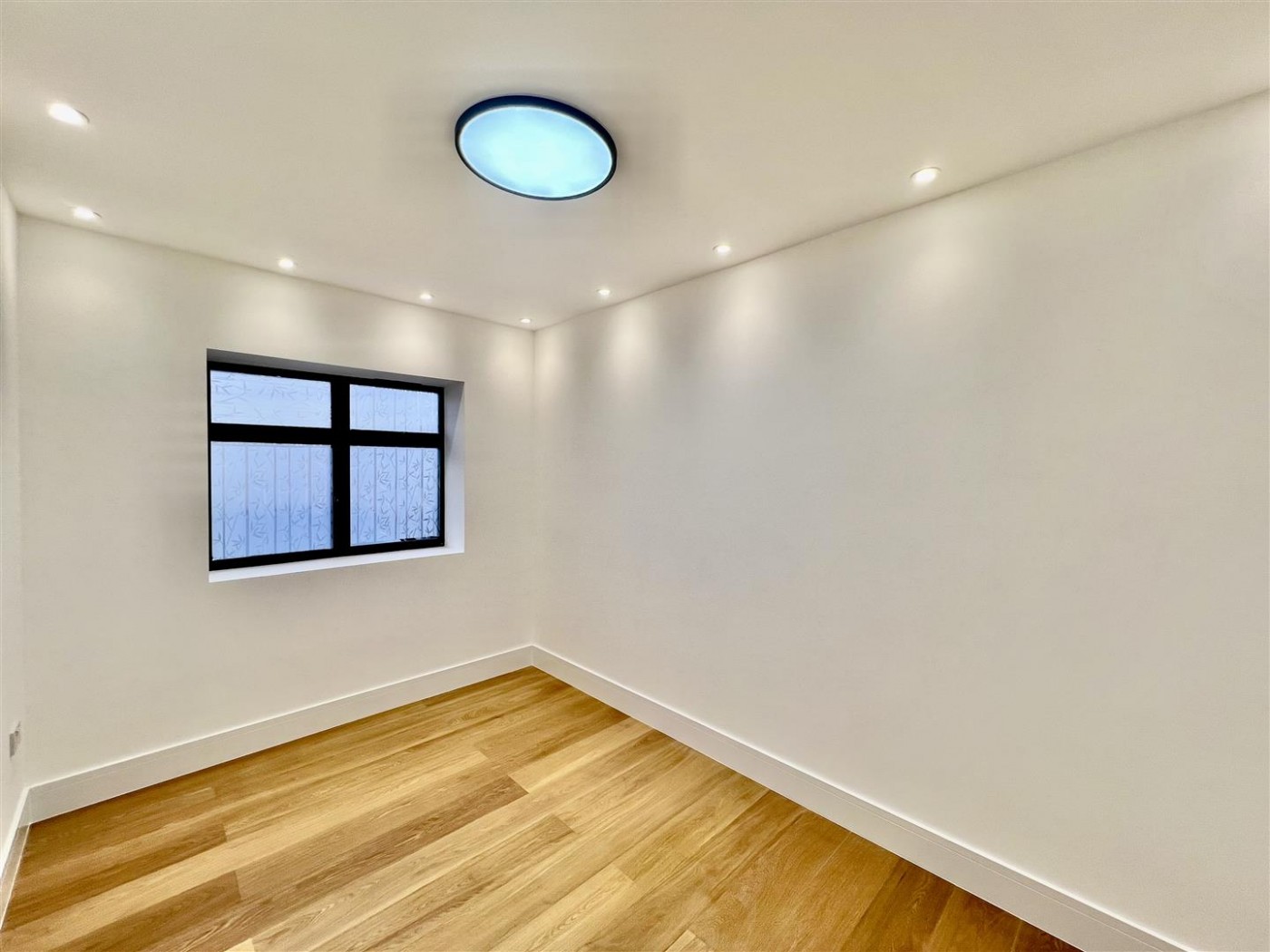 Images for Elmsworth Avenue, Hounslow, TW3