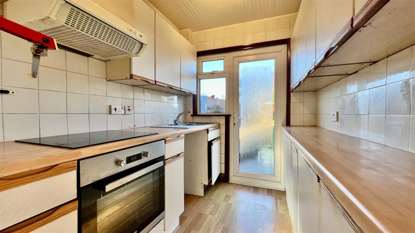 Images for Durham Avenue, Heston, TW5