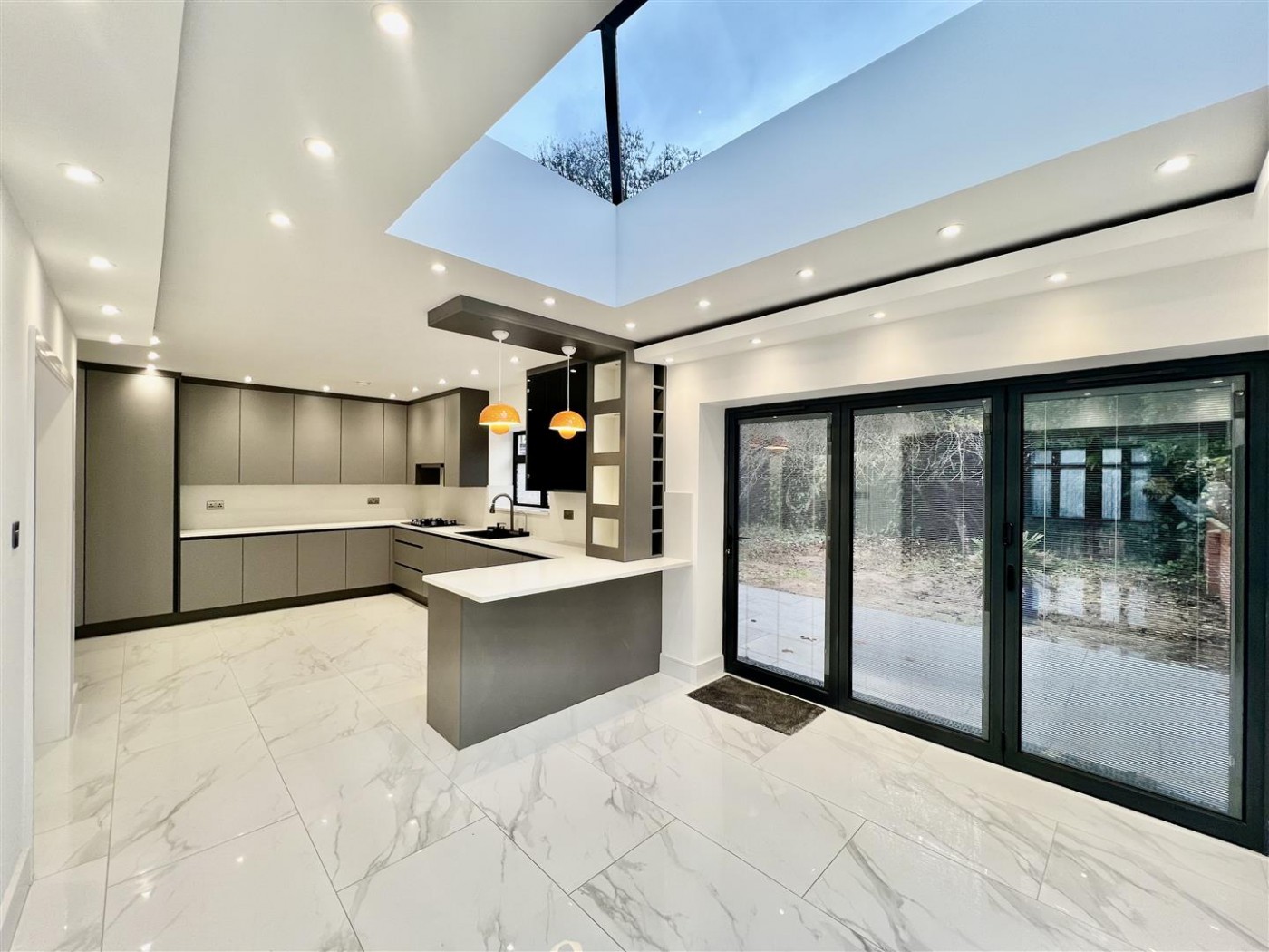 Images for Elmsworth Avenue, Hounslow, TW3