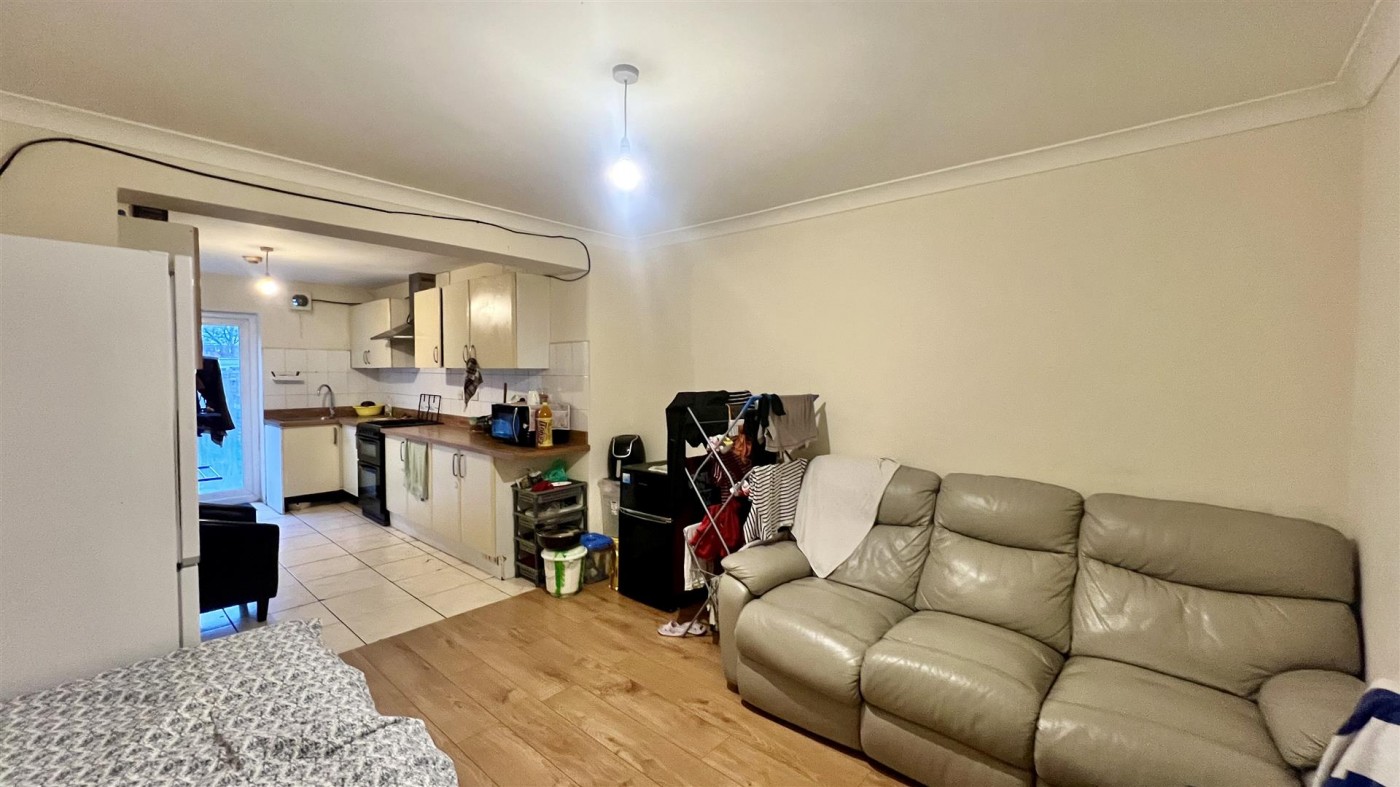 Images for The Crossways, Heston, TW5