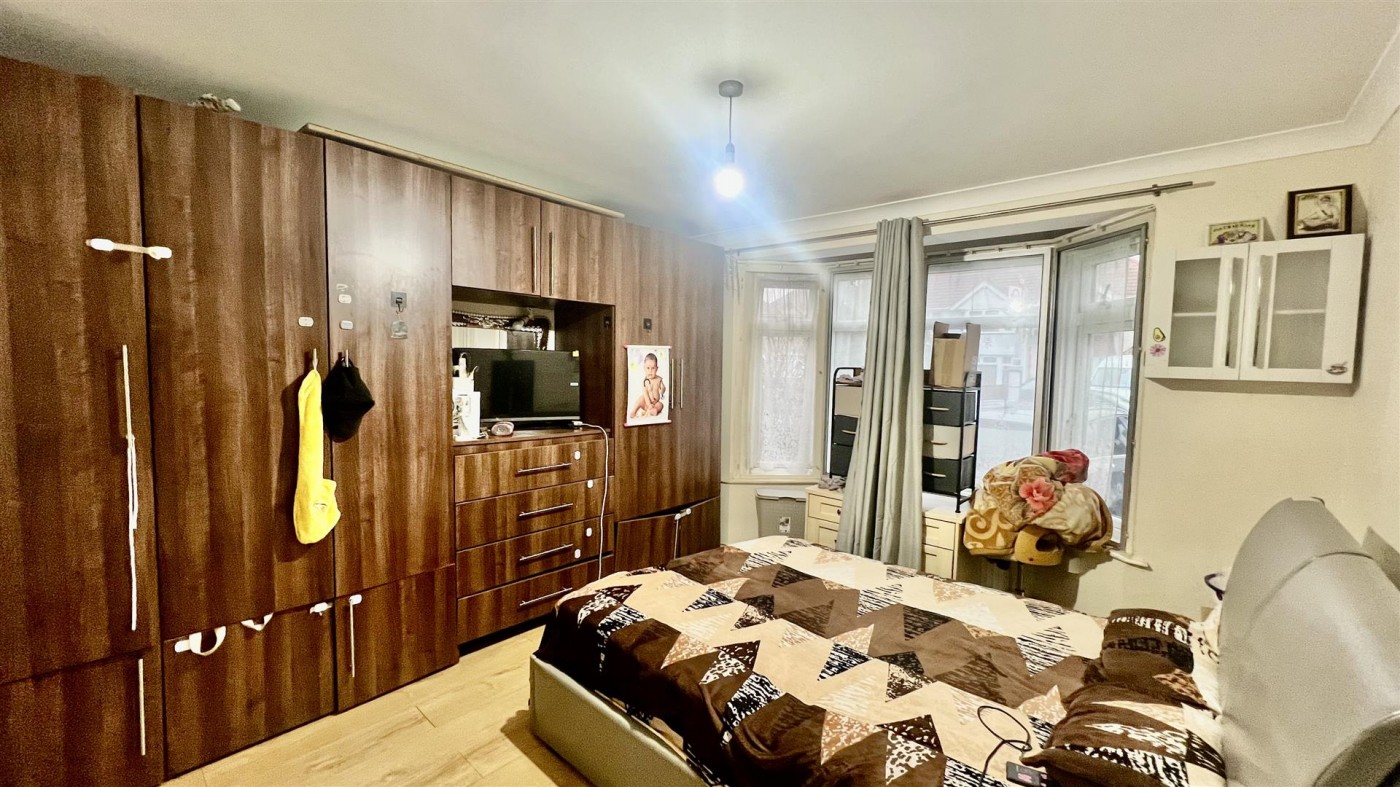 Images for The Crossways, Heston, TW5