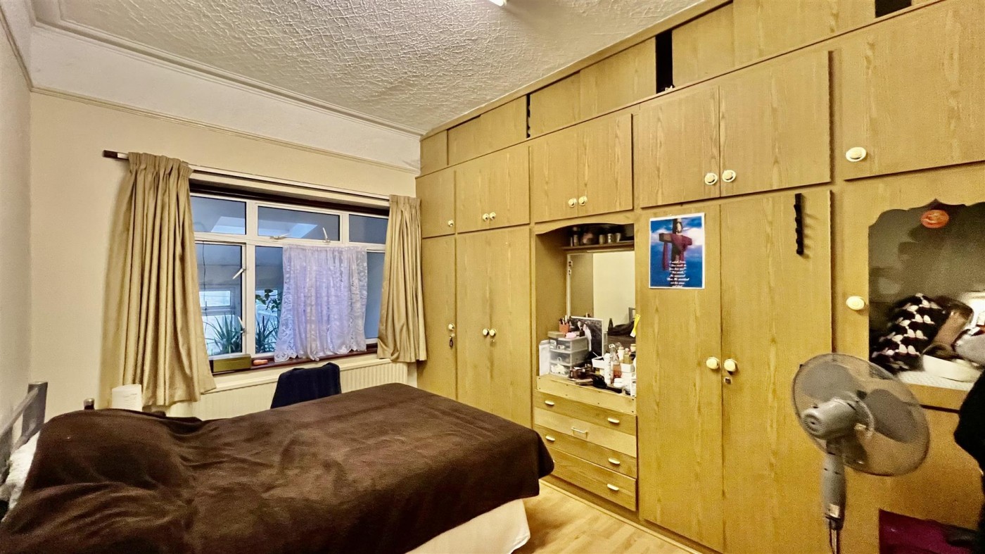 Images for Sunnycroft Road, Hounslow, TW3