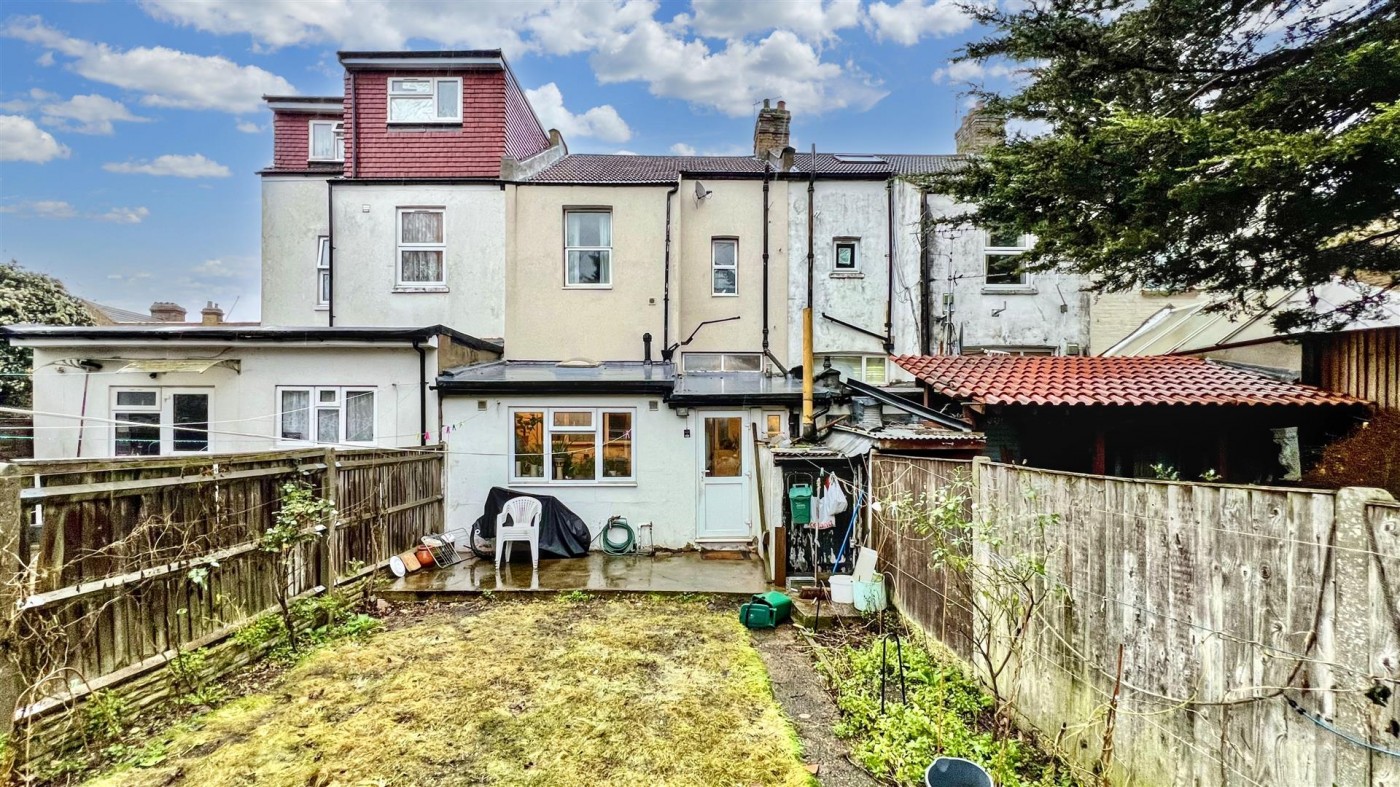 Images for Sunnycroft Road, Hounslow, TW3