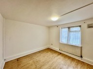 Images for Harlech Gardens, Heston, TW5