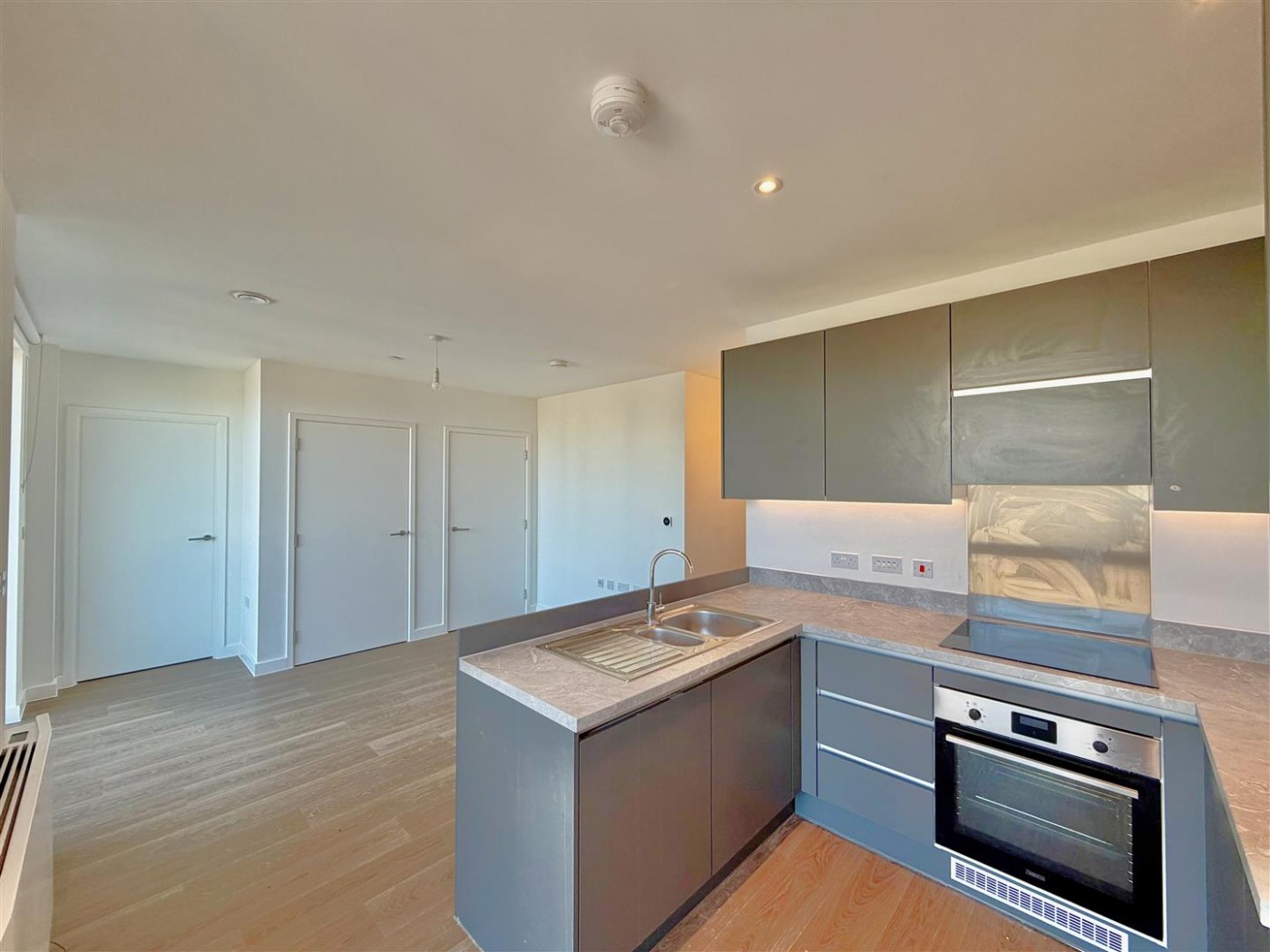 Images for New Road Triangle, Feltham, TW14