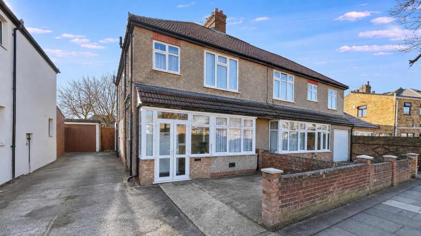 Images for Heathdale Avenue, Hounslow, TW4
