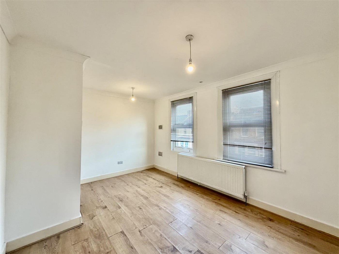 Images for Standard Road, Hounslow, TW4