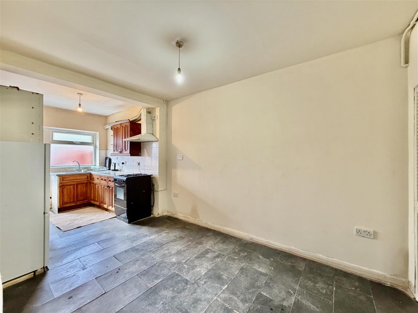 Images for Standard Road, Hounslow, TW4