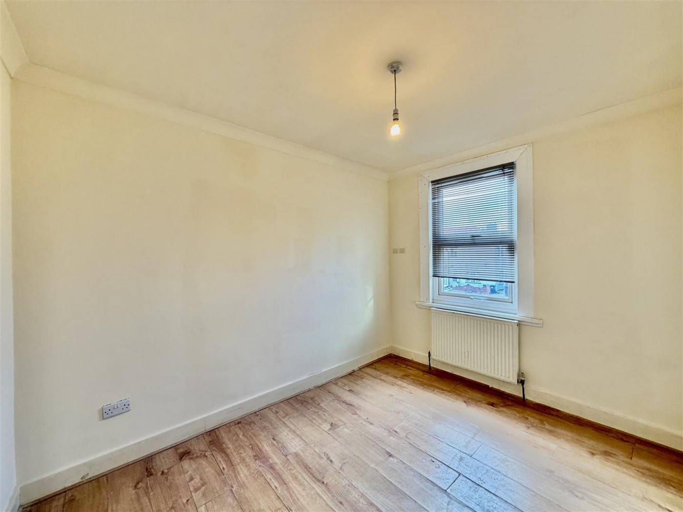 Images for Standard Road, Hounslow, TW4