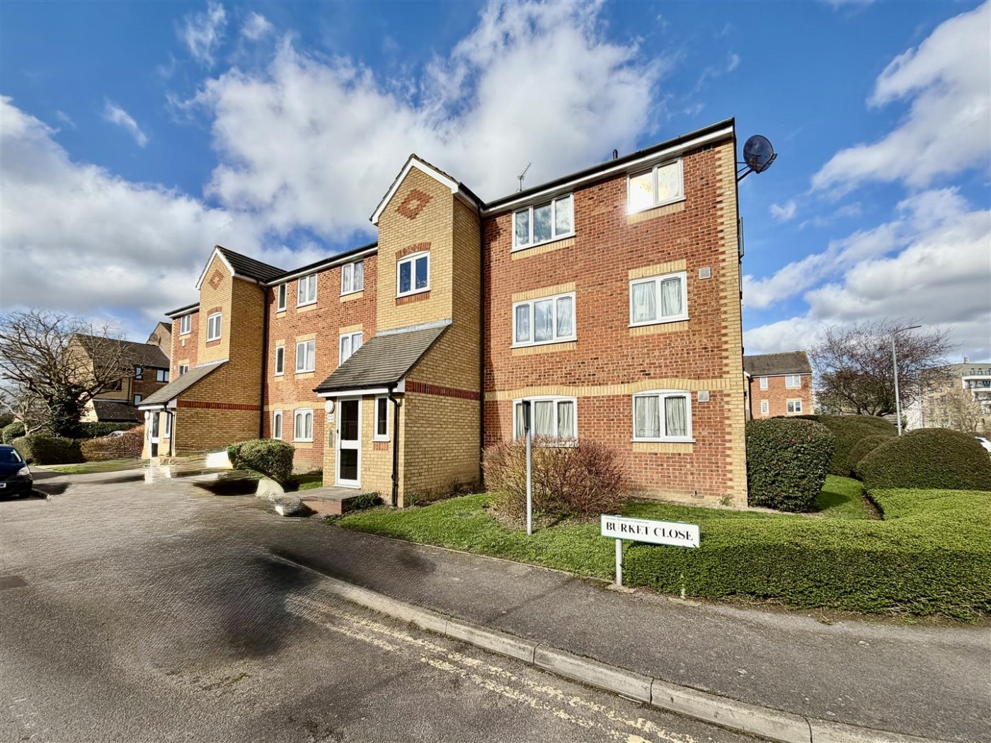 Images for Burket Close, Norwood Green, UB2