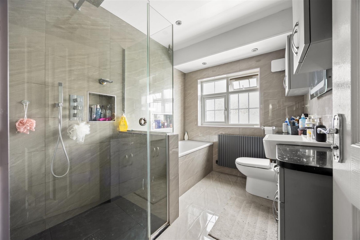 Images for Fern Lane, Heston, TW5