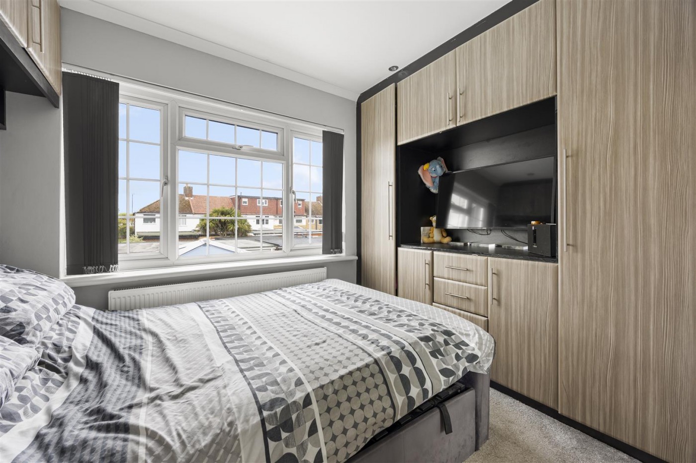 Images for Fern Lane, Heston, TW5