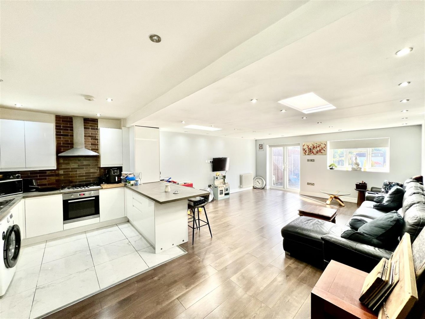 Images for Queens Avenue, Greenford UB6