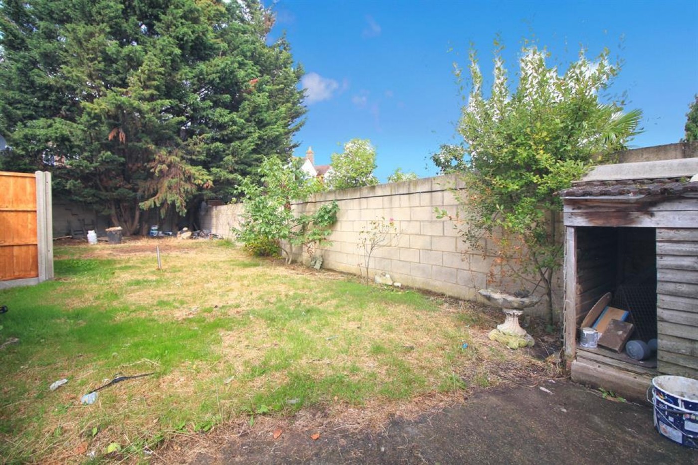 Images for Ash Grove, Heston, TW5