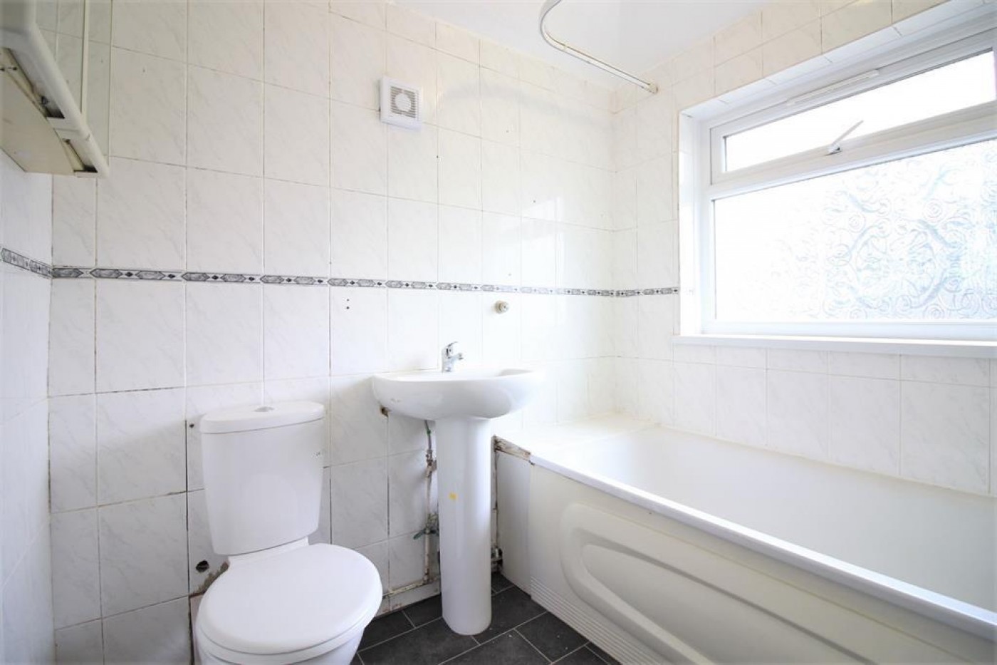 Images for Ash Grove, Heston, TW5