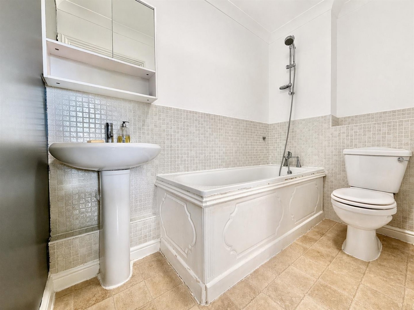 Images for Pannells Court, New Heston Road, Heston, TW5