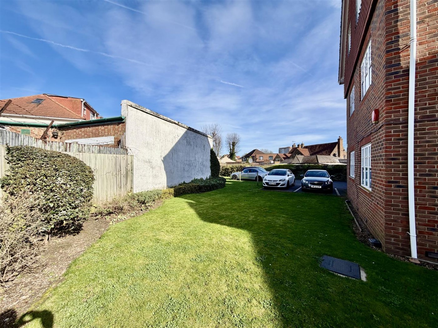 Images for Pannells Court, New Heston Road, Heston, TW5