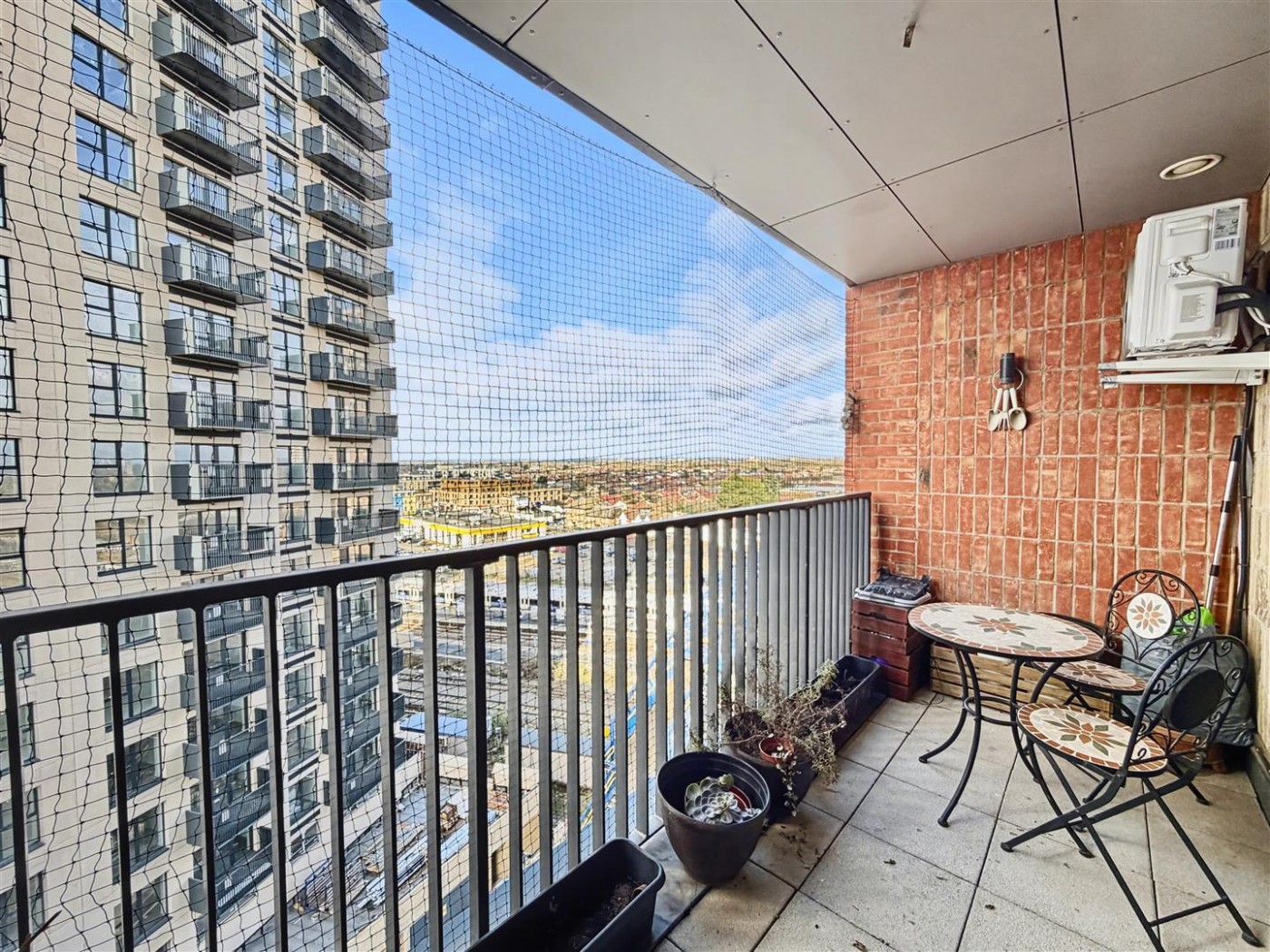 Images for Butleigh House, Healum Avenue, Southall, UB2