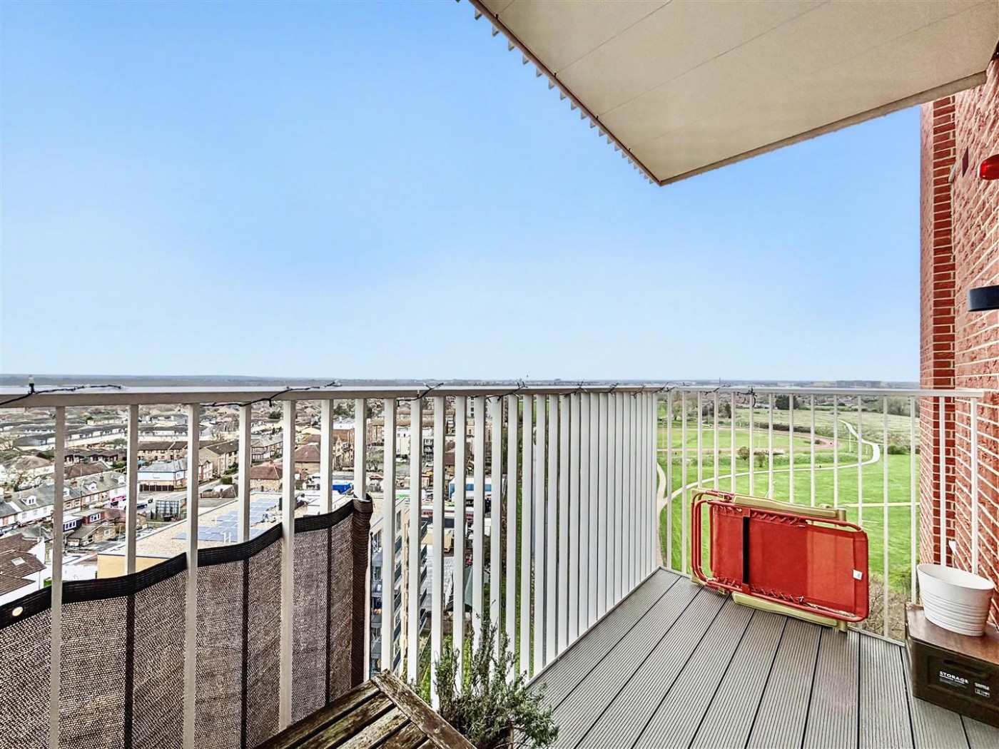 Images for New Road Triangle, Feltham, TW14