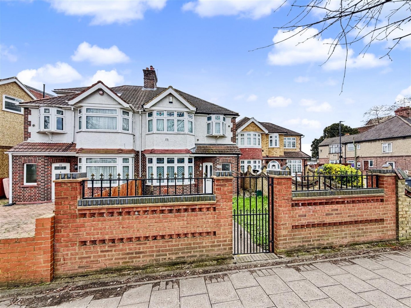 Images for Bath Road, Cranford, TW5