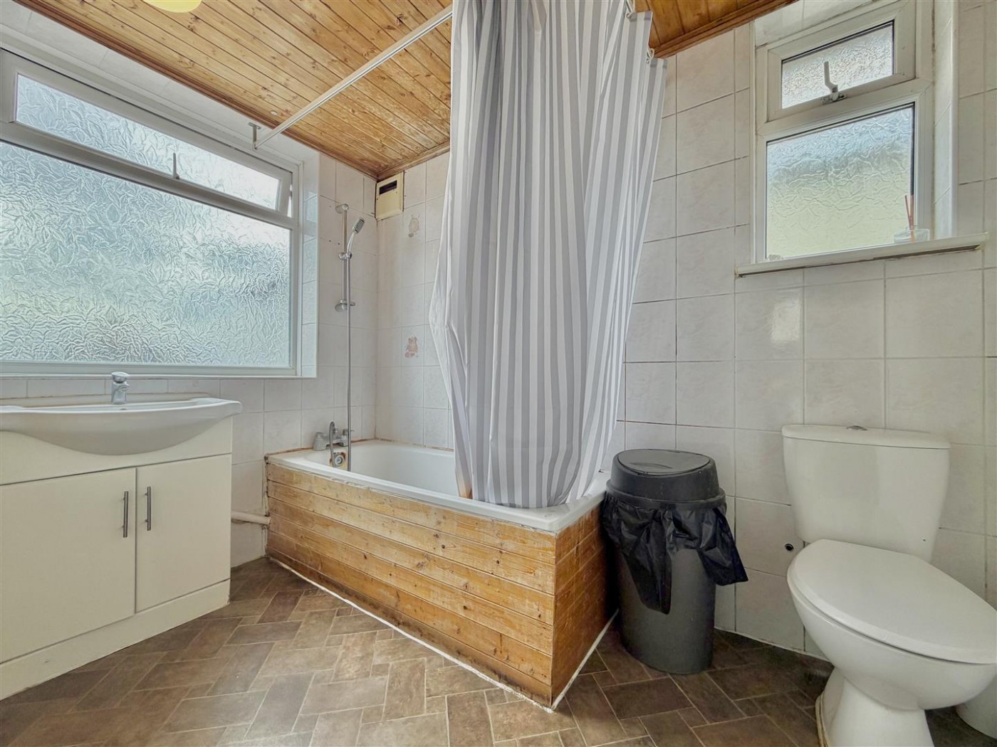 Images for Bath Road, Cranford, TW5