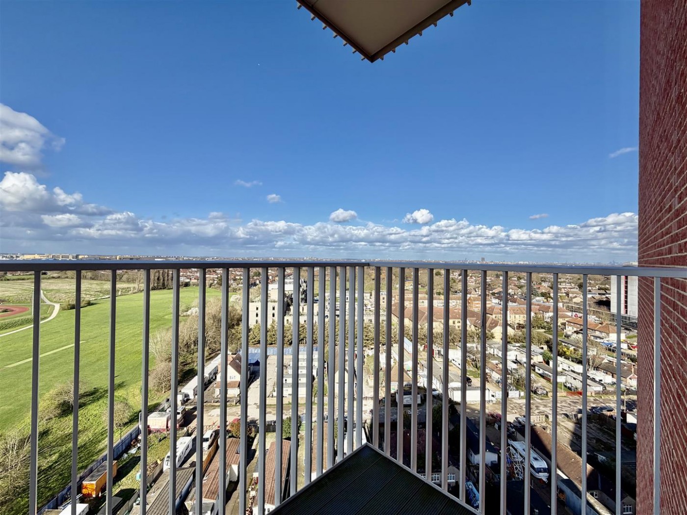 Images for New Road Triangle, Feltham, TW14