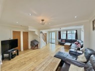 Images for Clunbury Avenue, Norwood Green, UB2